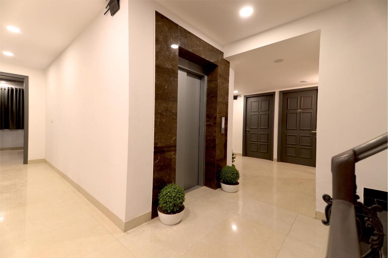 Nirpra Regency Otel Yeni Delhi Dış mekan fotoğraf