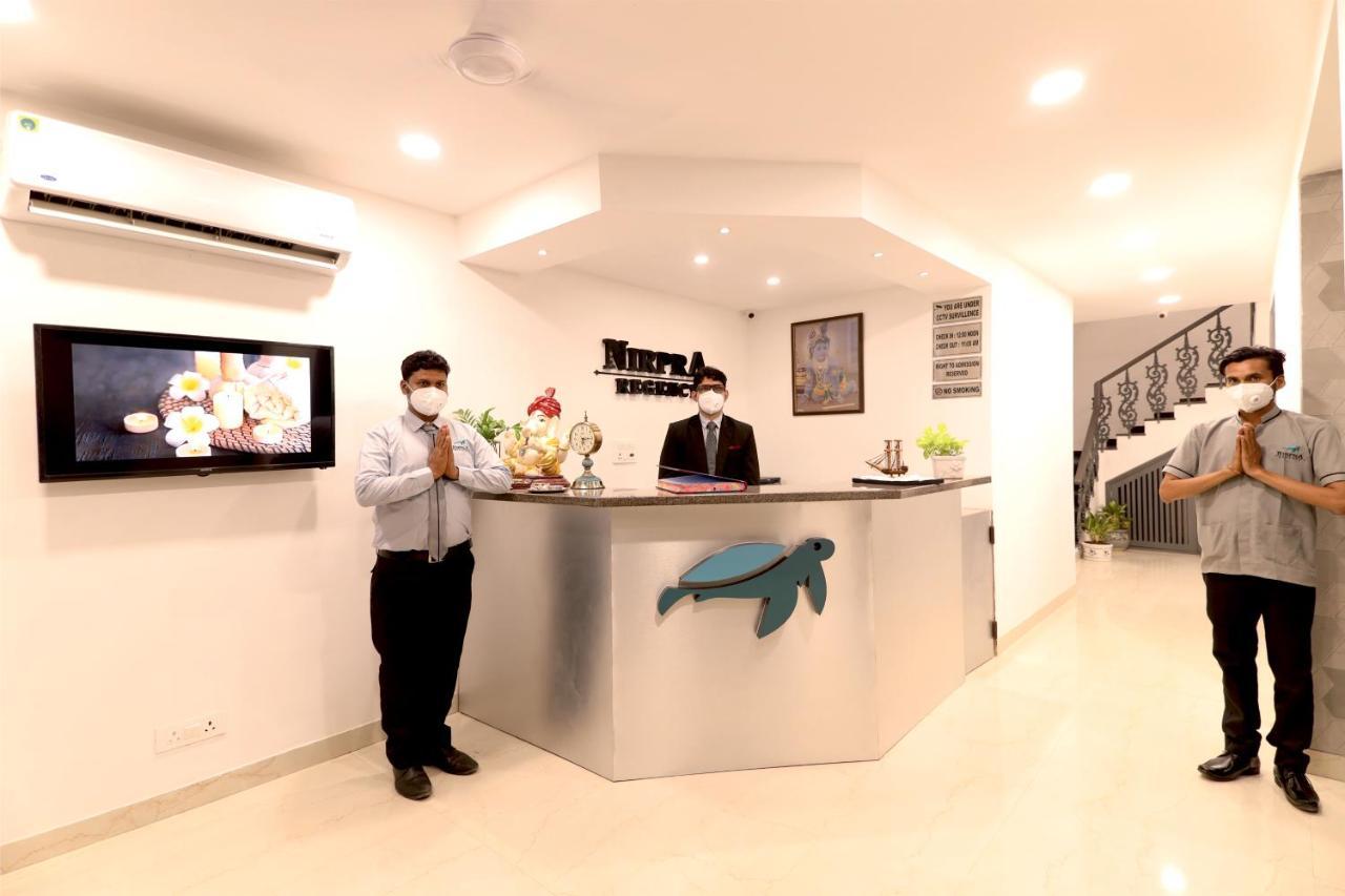 Nirpra Regency Otel Yeni Delhi Dış mekan fotoğraf